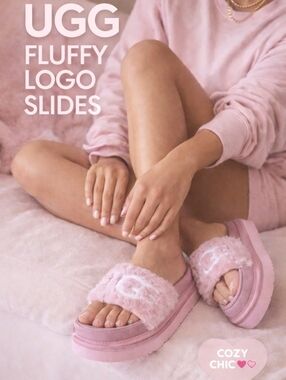 UGG Layton Pink Fluff Logo Slides Slippers Cozy Platform Sandals Size 7